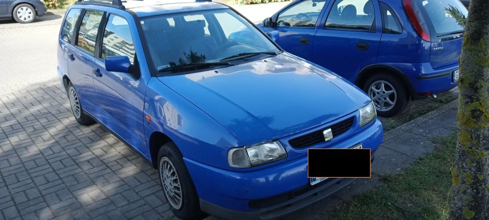 Seat Cordoba Seat Cordoba Vario 1,4 rok 1999