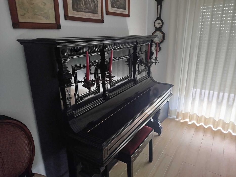 Vendo Piano Marca Ernst Kaps de 1900
