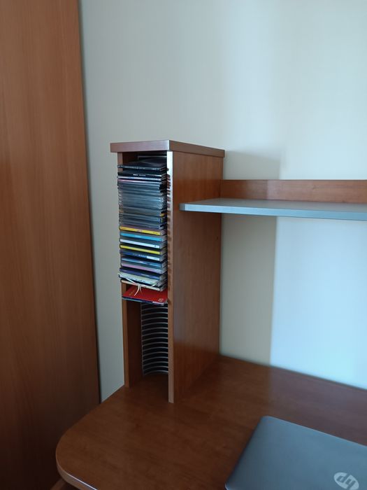 Secretaria de ótima qualidade como Nova!