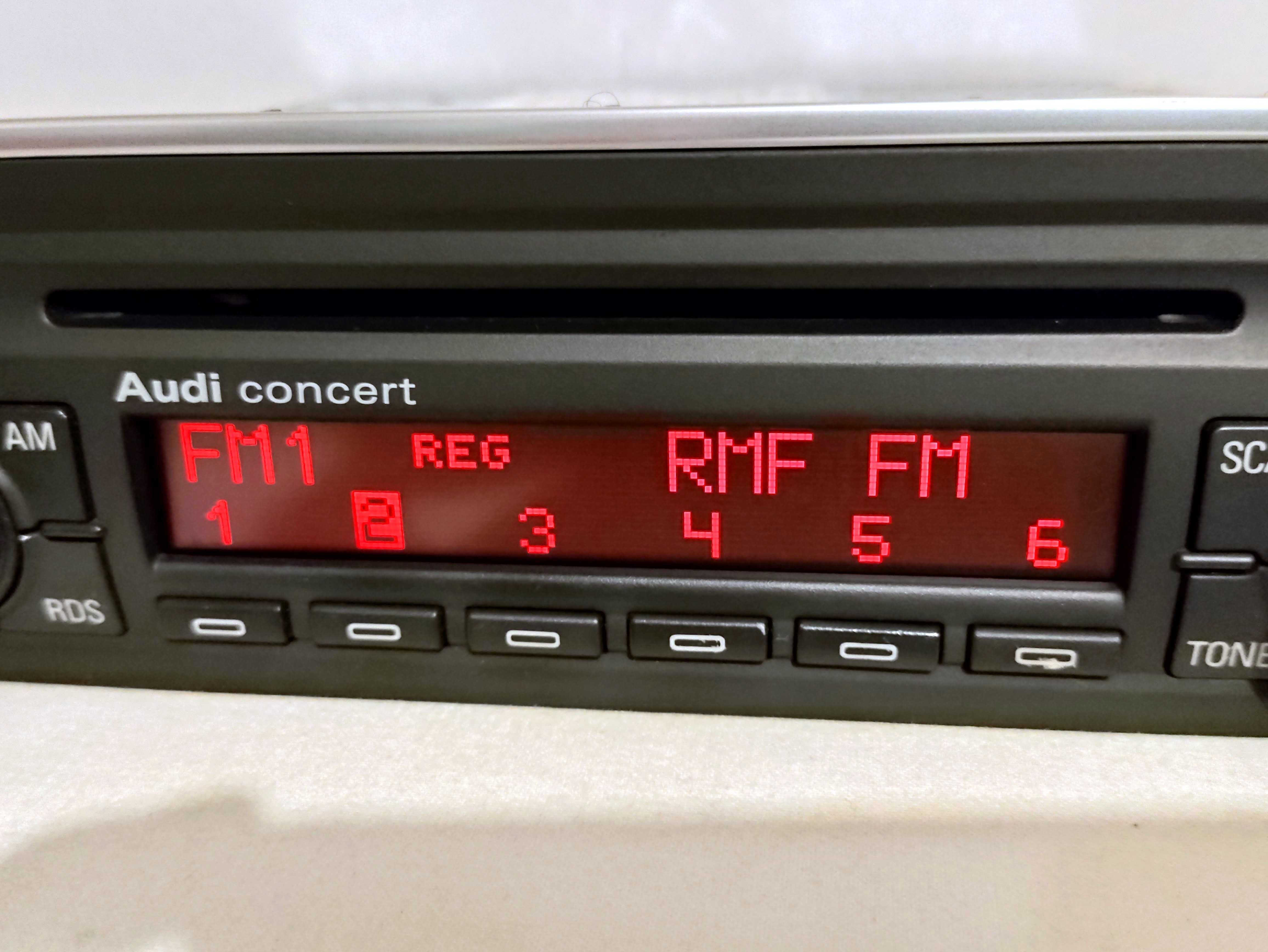 Radio Audi Concert 2 CD 8E0 Audi A4 B6 B7