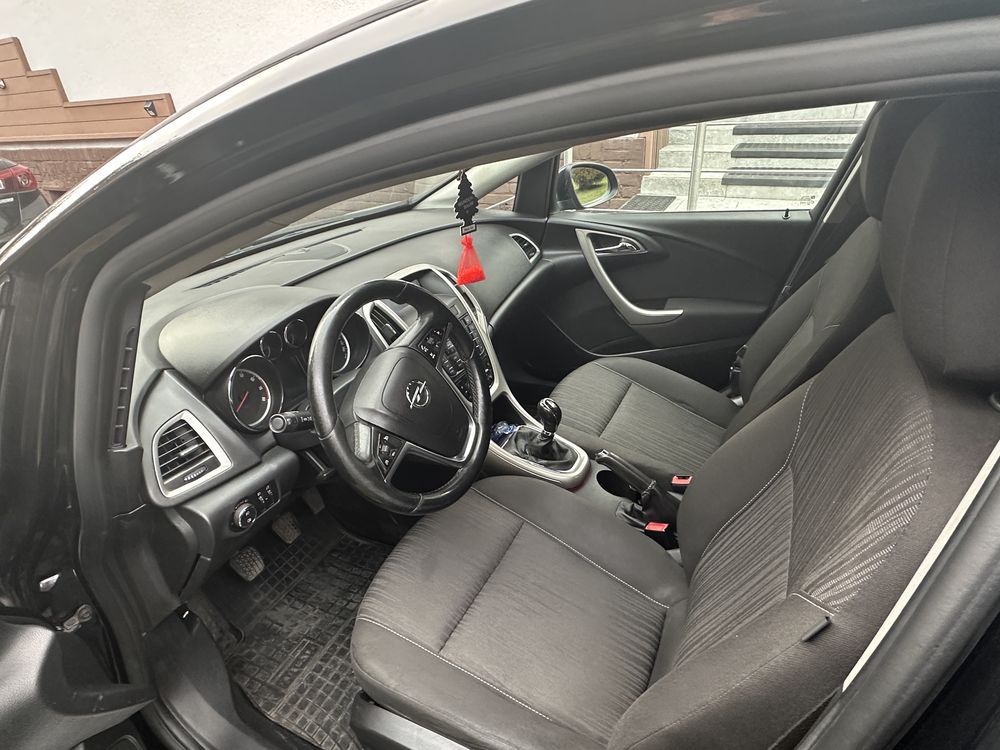 Opel Astra J 1.4 turbo