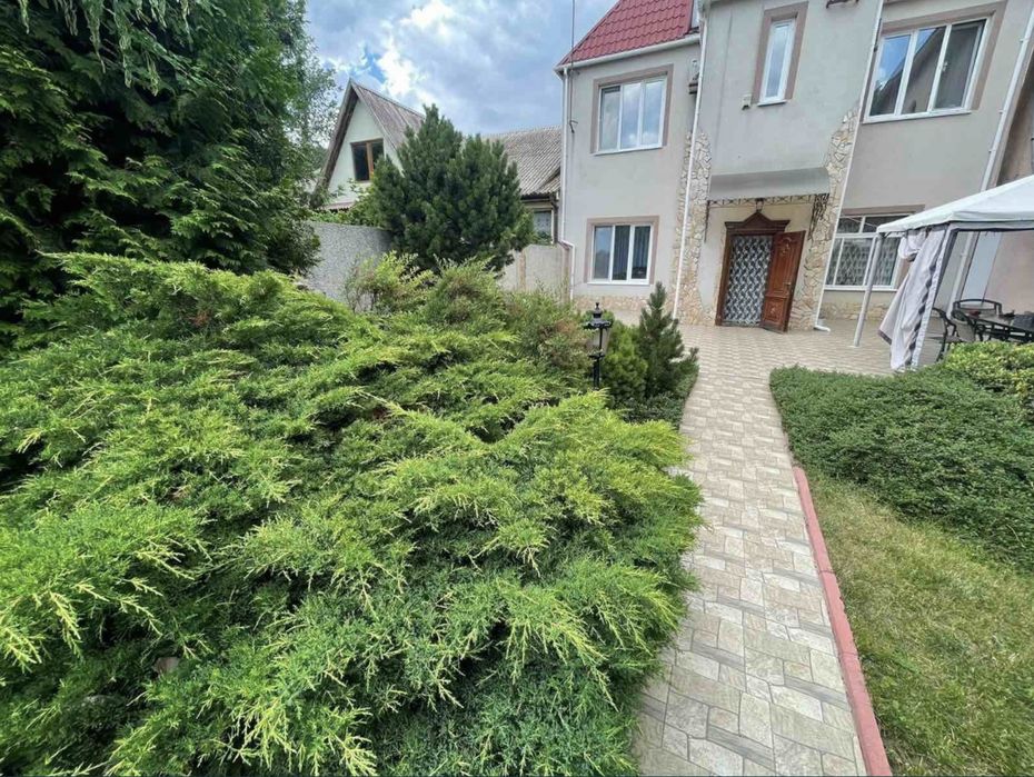 Костанди, частный дом