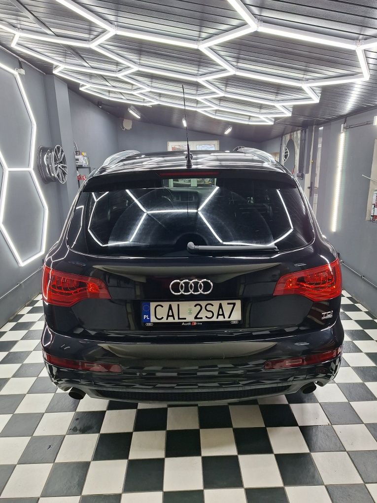 Audi Q7 3.0 TDI 2xS-line 7osób Radar Panorama Czarny sufit Zamiana