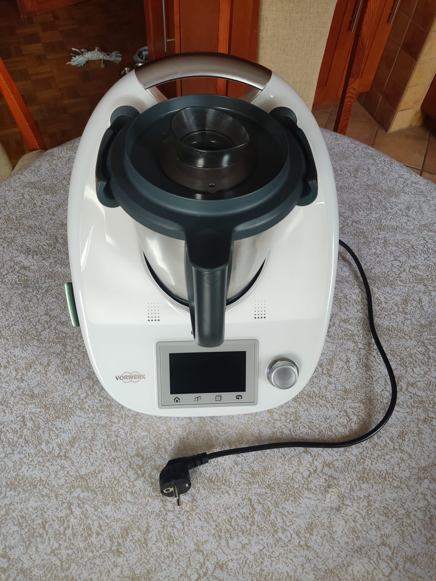 Sprzedam THERMOMIX 5