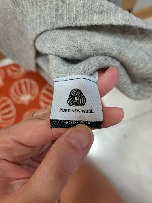 Sweterek damski wełna owcza next premium M stan idealny