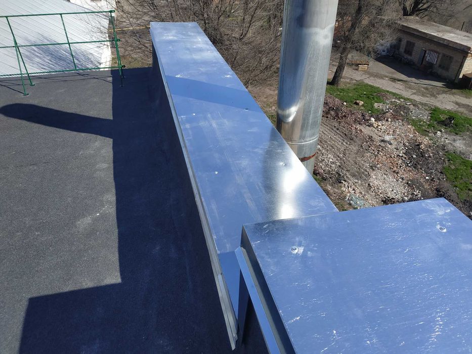 Монтаж, доборных планок, парпетов, ветровых для кровли и фасада