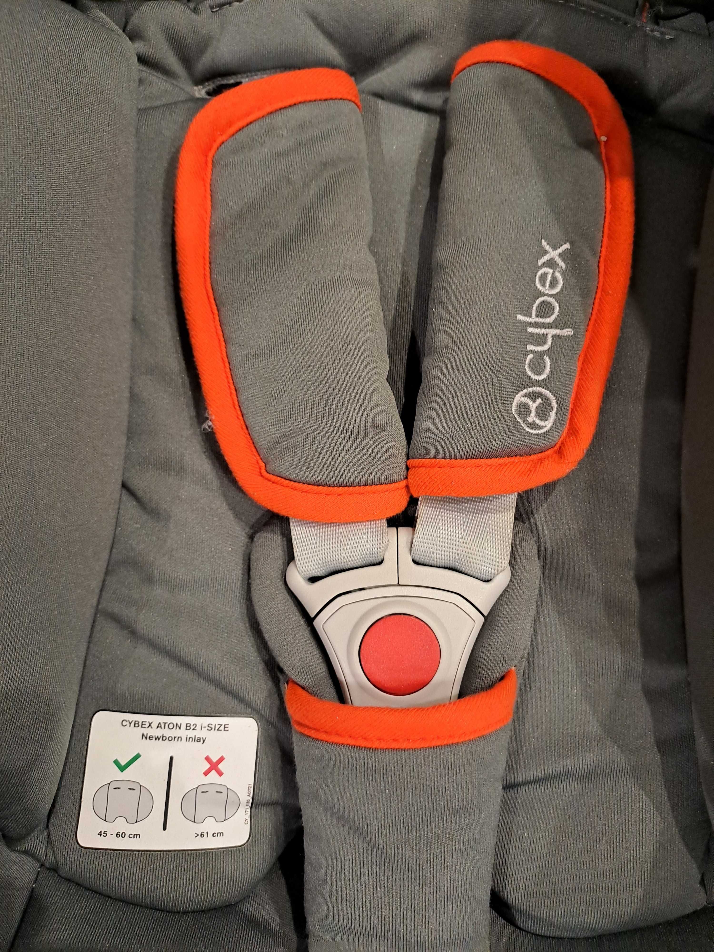Fotelik samochodowy z bazą firmy CYBEX ATON B2 i-size
