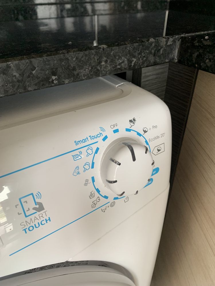 Máquina de lavar Candy 9kg smart touch