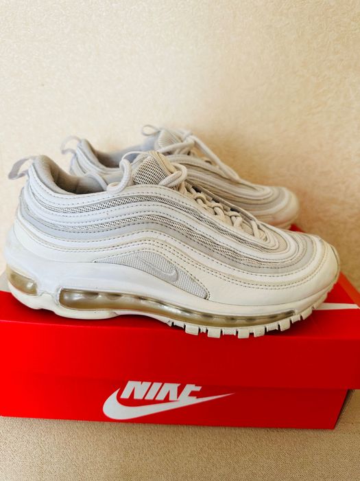 Кроссовки кросівки оригінал Nike Air Max 35 размер 22,5