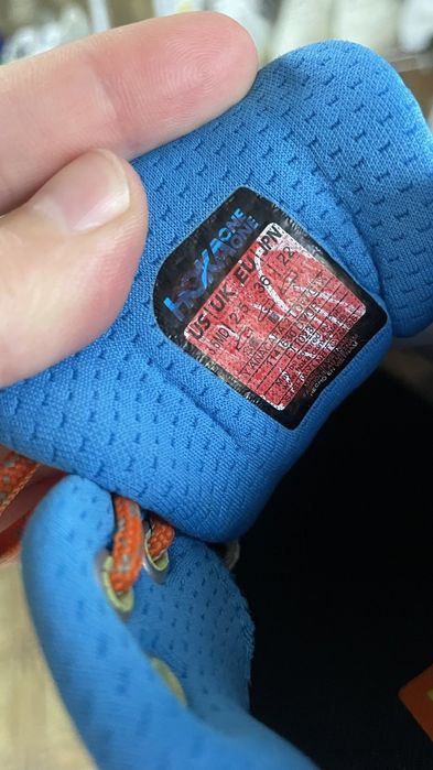 Жіночі кросівки HOKA ANACAPA 2 LOW Gore-Tex(Оригінал)36-22см

нові без