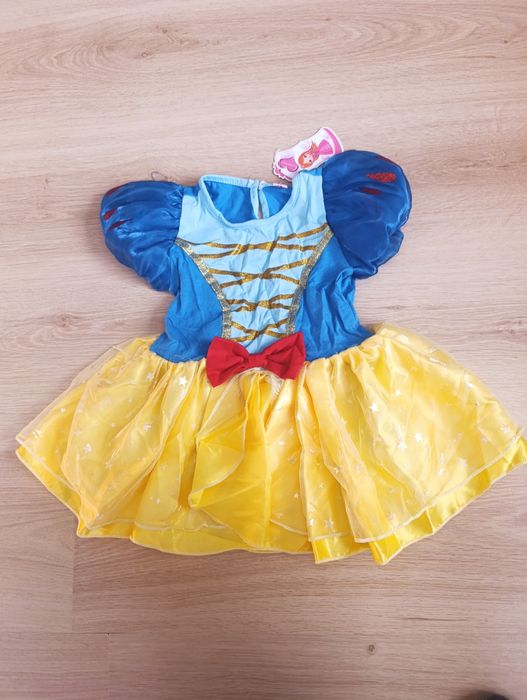 Strój Królewna Śnieżka rozmiar 90