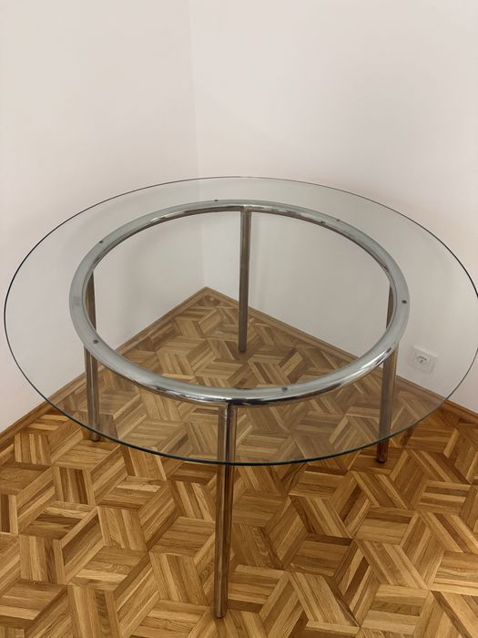 Salmi IKEA szklany stol bauhaus