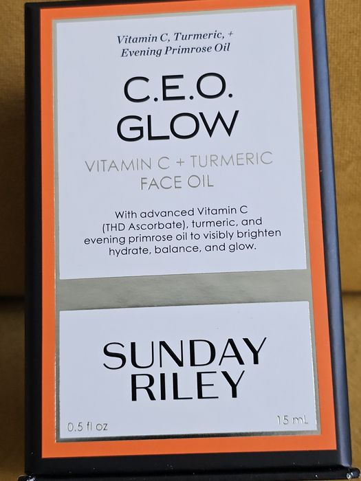 Sunday Riley C.E.O. - Olejek rozświetlający z witaminą C