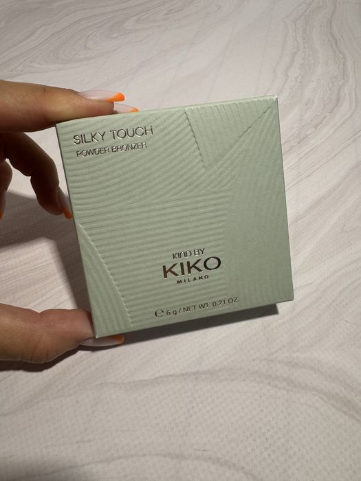Бронзуюча пудра Kiko