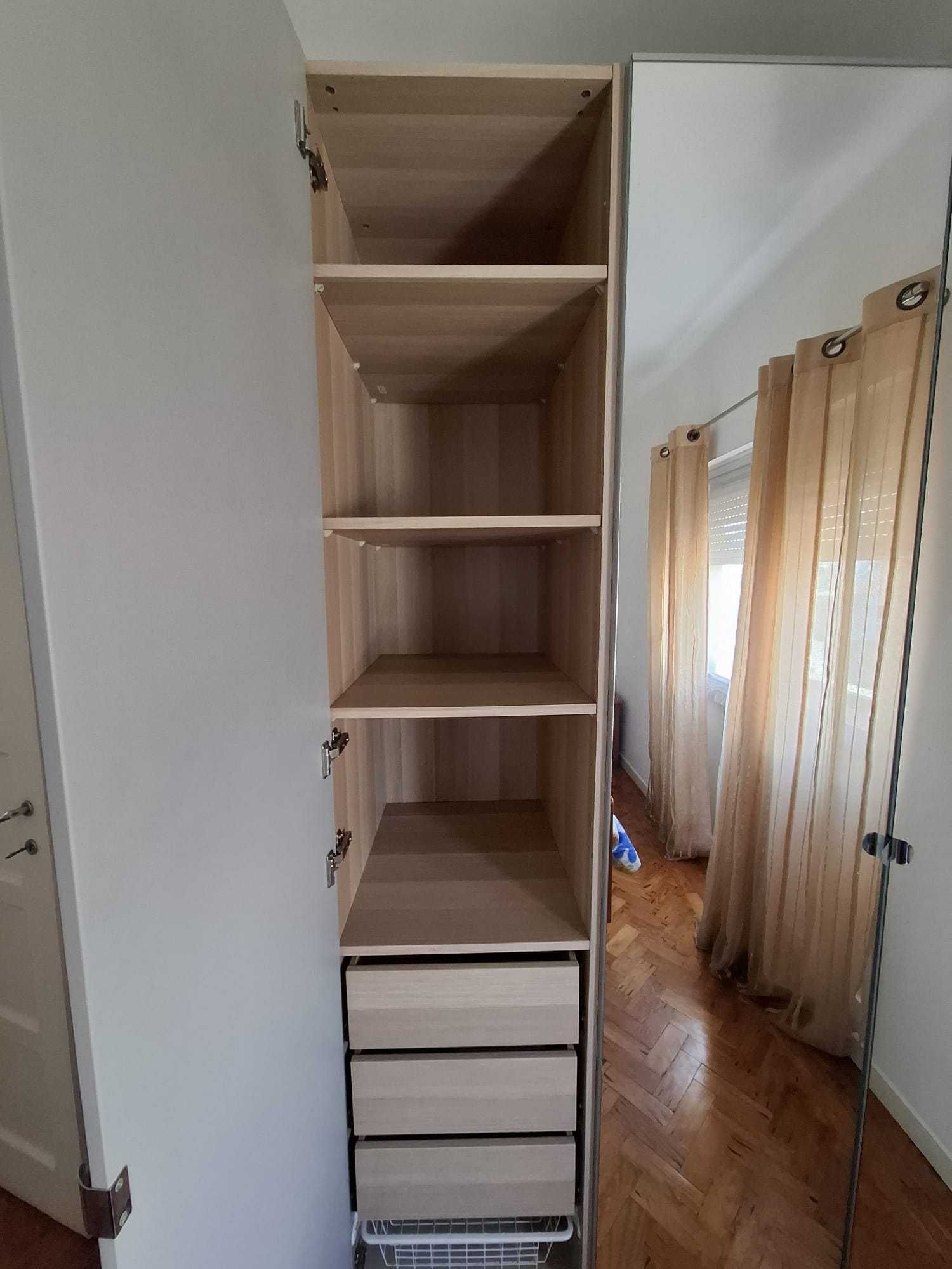 Armário | Roupeiro PAX IKEA com Espelho