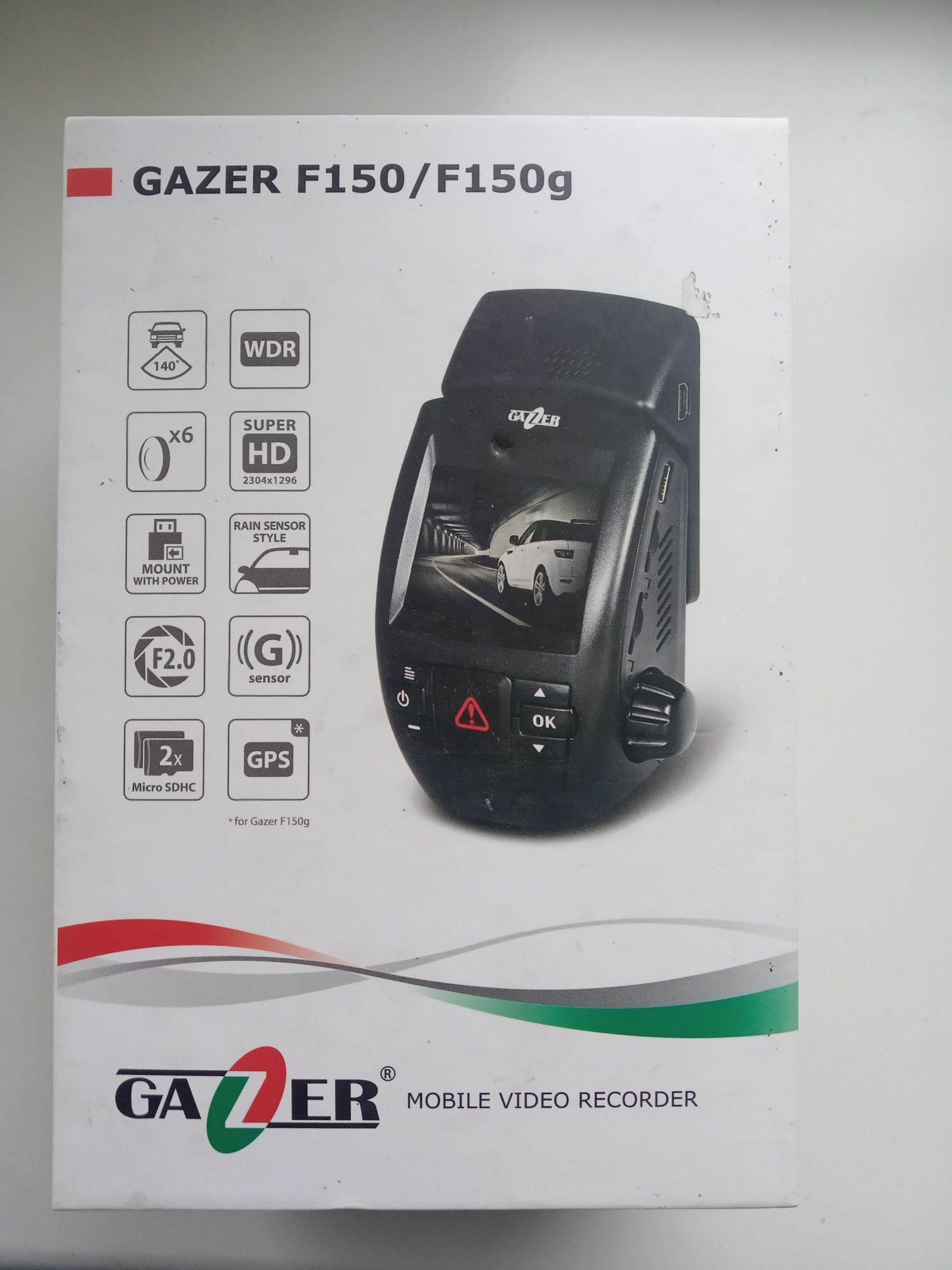 автомобильный видеорегистратор GAZER F150