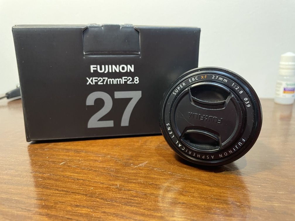 Lente Fujifilm XF 27 mm