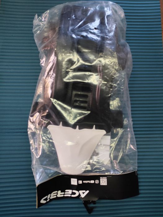 Diverso Material KTM