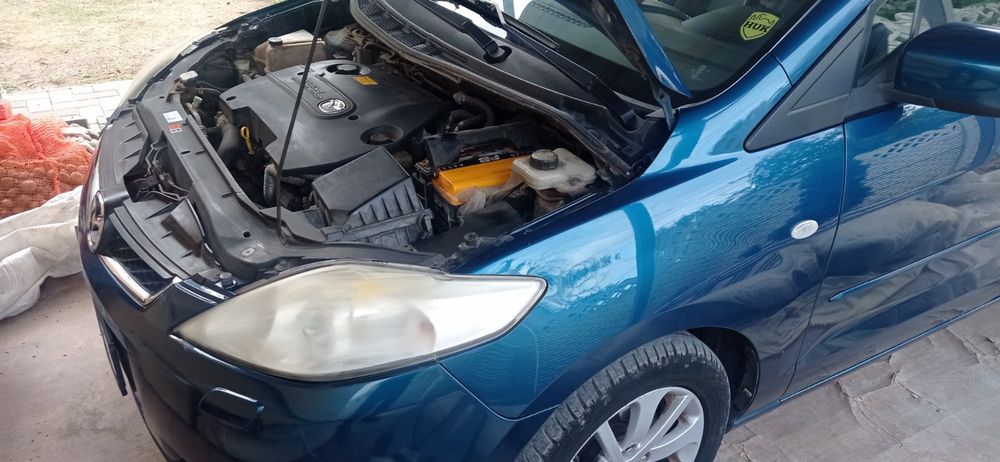 Продам авто Mazda 5