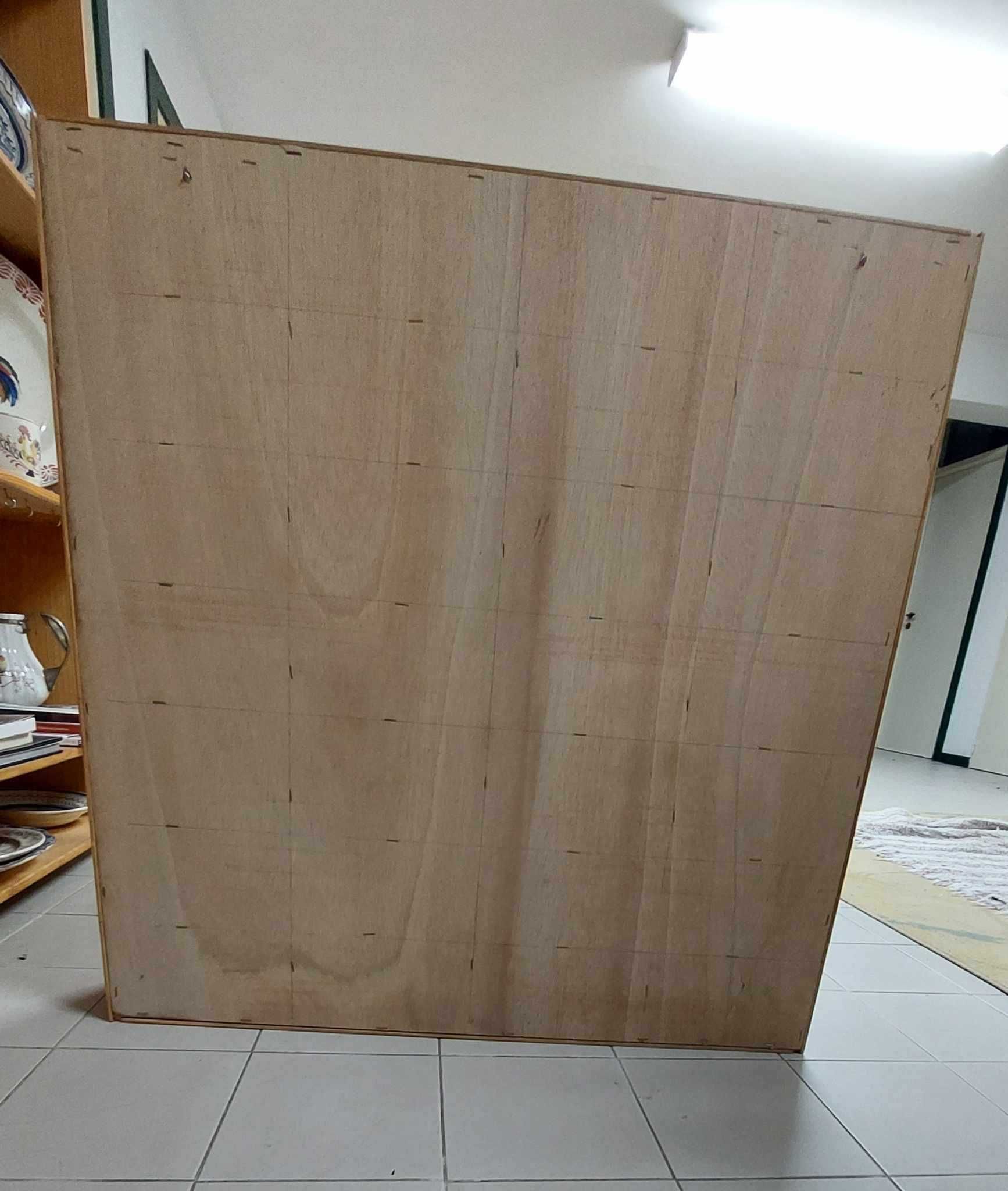 Expositor em pinho para chávenas