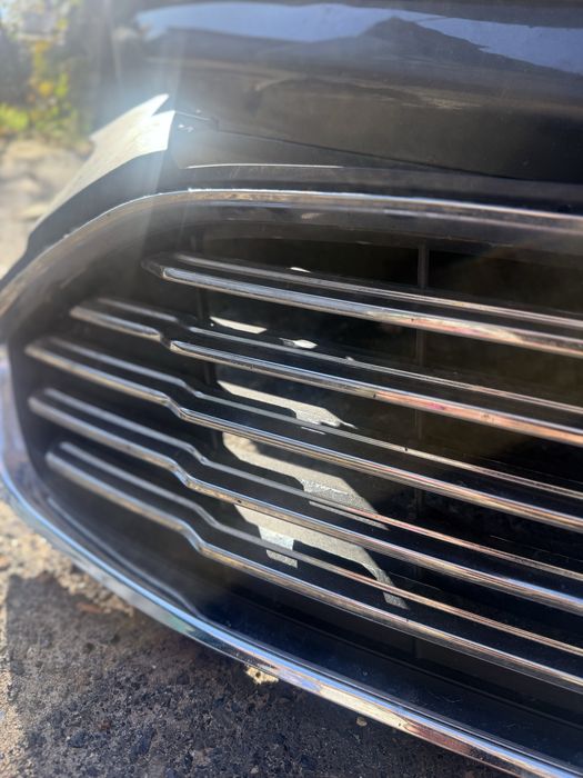 Решетка радіатора на Fusion