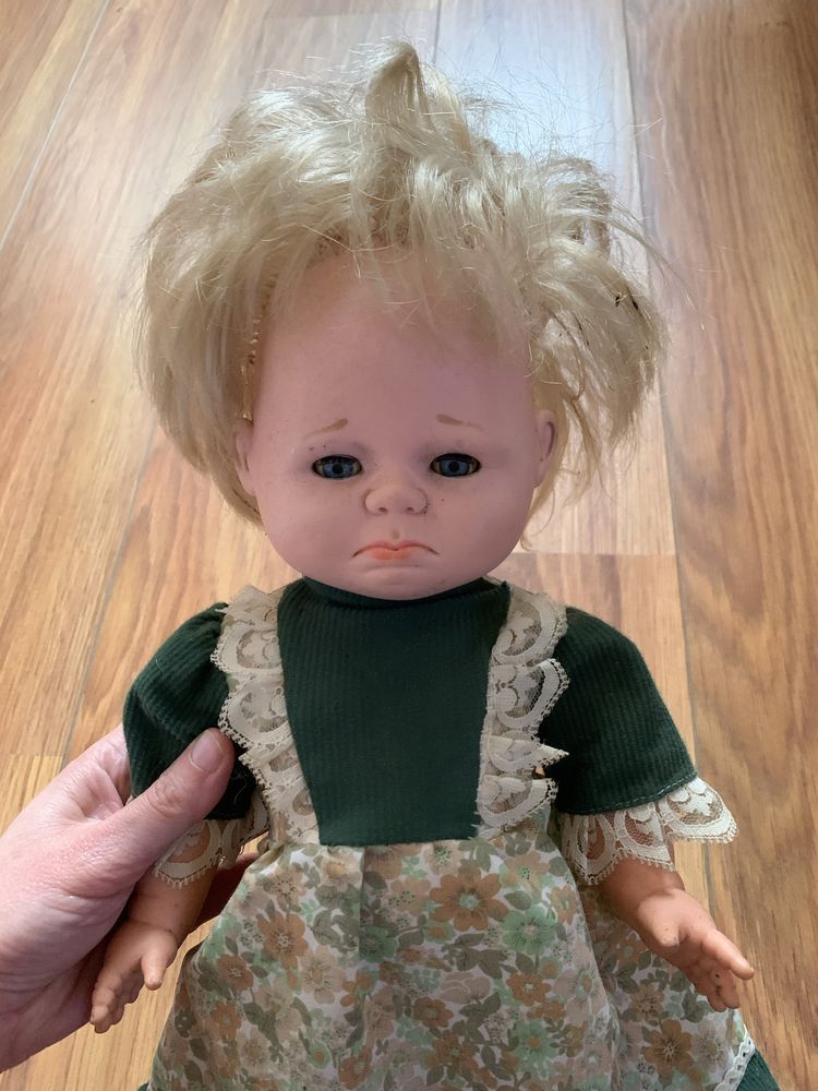 Boneca Antiga com Vestido