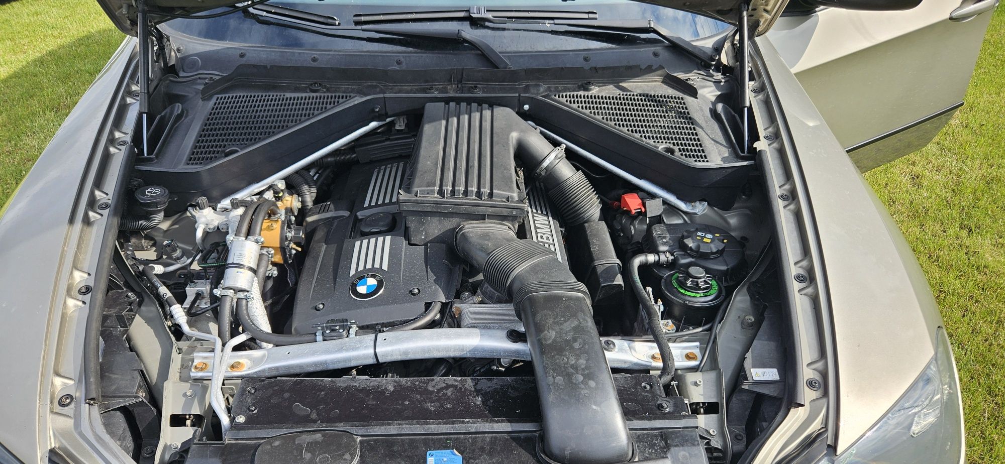 Bmw x5 e70 3.0 lpg