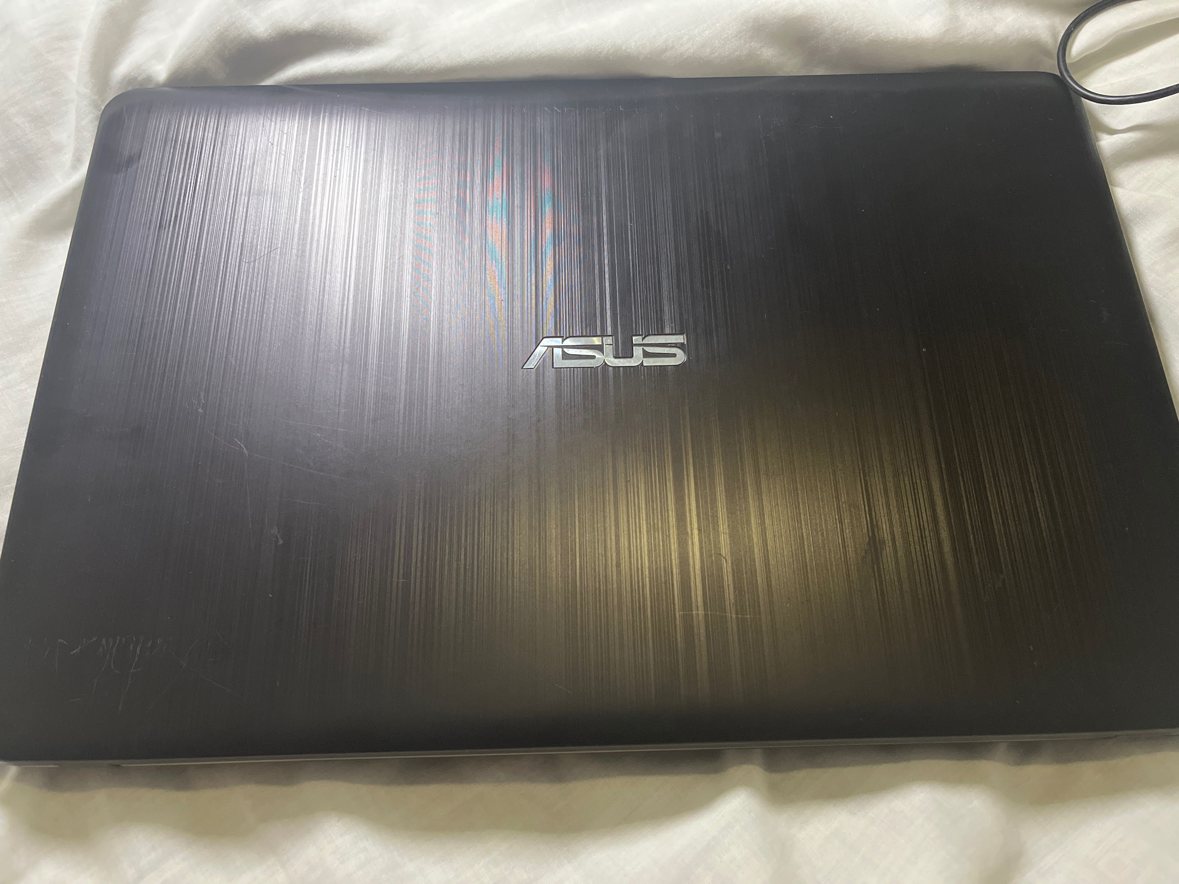 Vendo asus sonicmaster