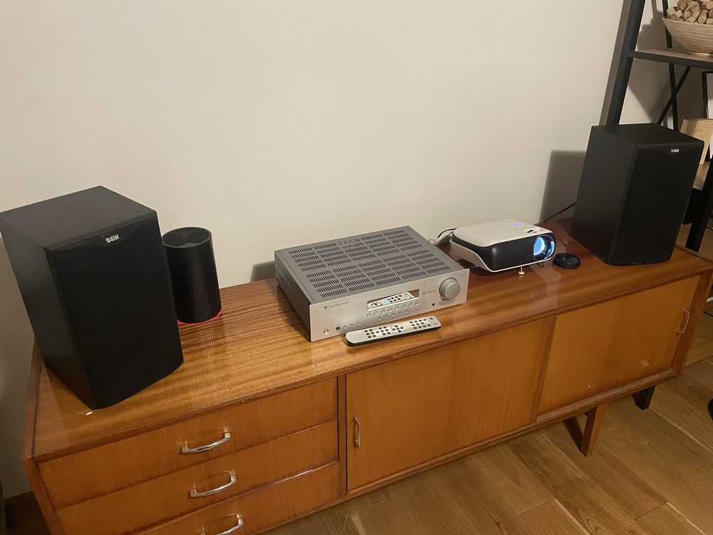 Zestaw audio bluetooth, kolumny i wzmacniacz Cambridge audio, B&W
