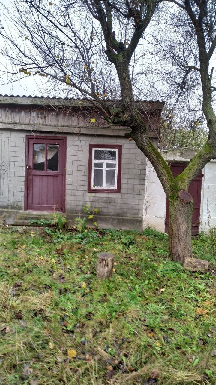 Терміново продається цегляний будинок в селі Санжариха