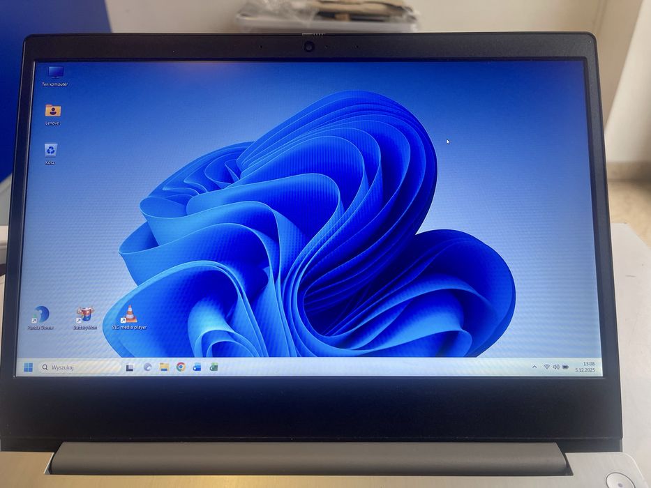 Laptop Lenovo 14IIL05 i3 10GEN / DDR4/ SSD 256 / Win 11