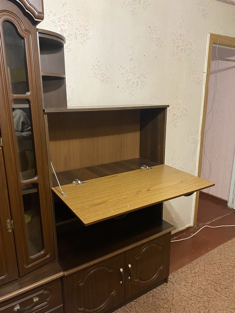 Стінка/шафа у вітальню