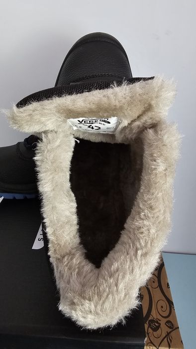 Buty nowe robocze ciepłe zimowe rozmiar 42