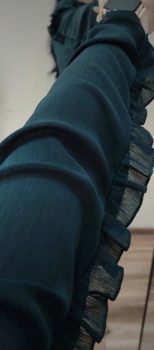 Elegancka bluzka z długim rękawem i falbankmi ZARA Rozmiar M / 38 / 10