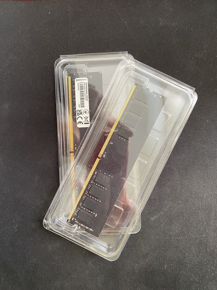 DDR4 2x8GB (Різна частота)