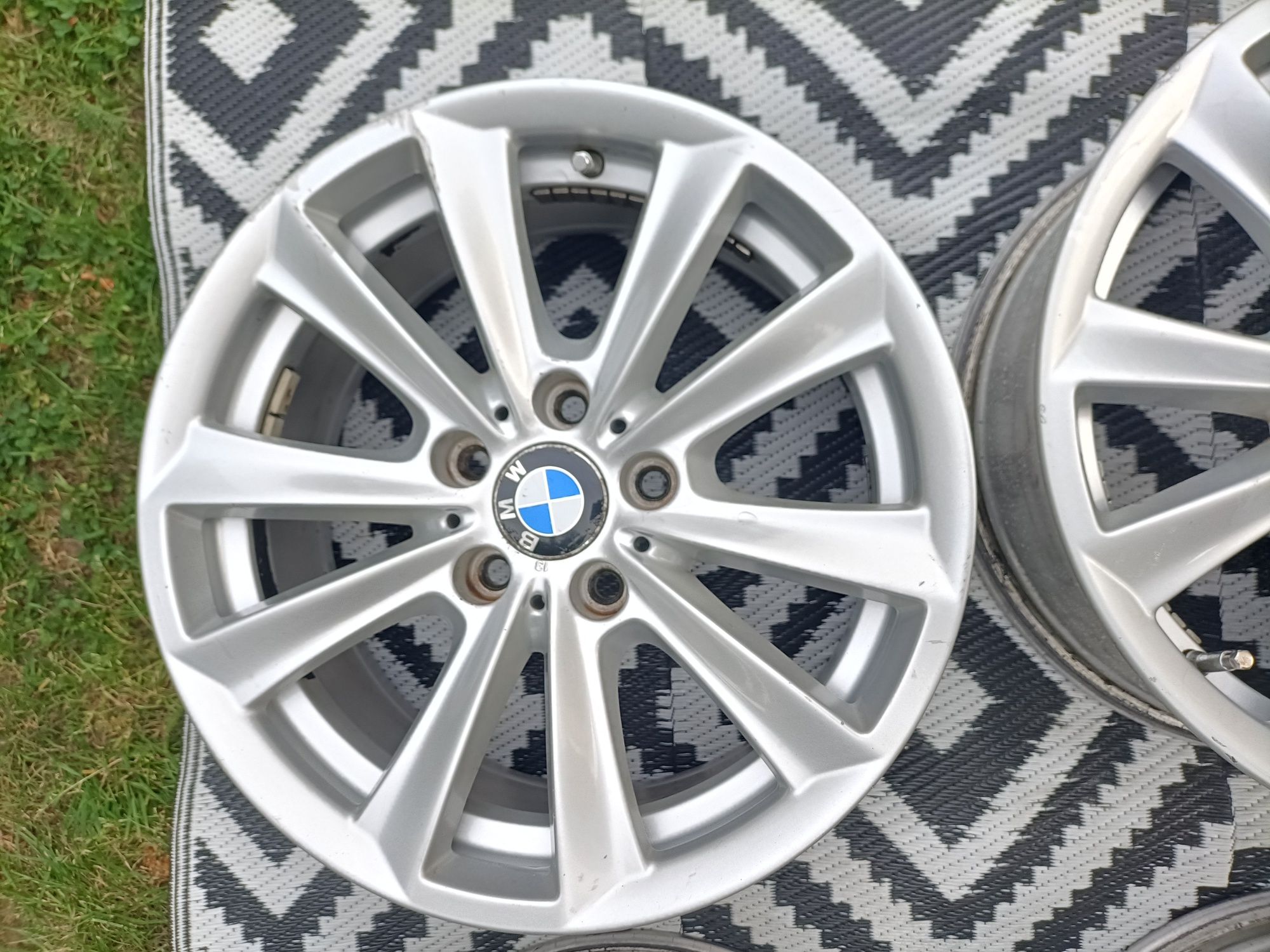Felgi kpl 5x120 8Jx17cali IS 30 BMW