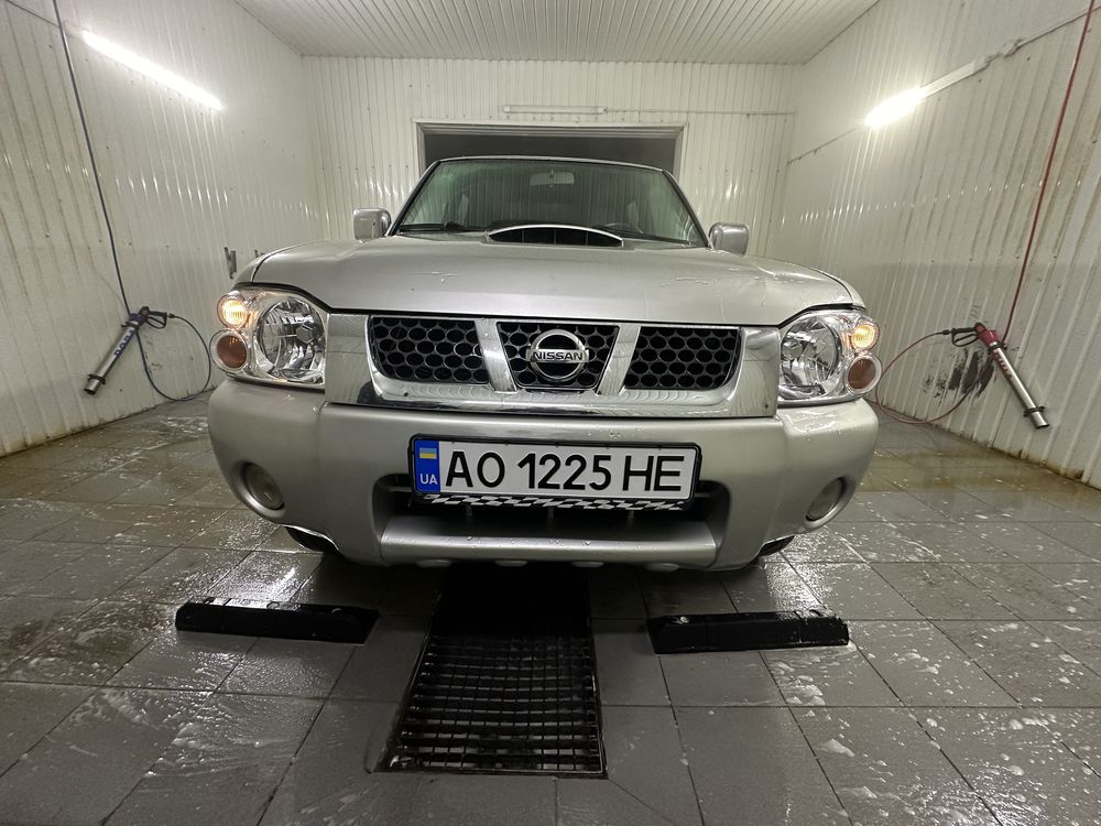 Продам Nissan Navara