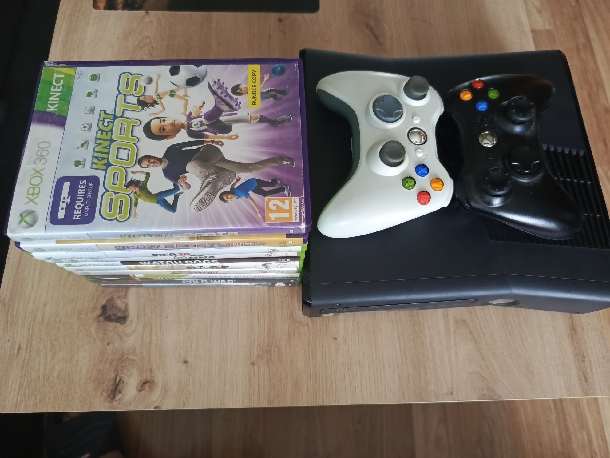Xbox 360 z kinect pady gry