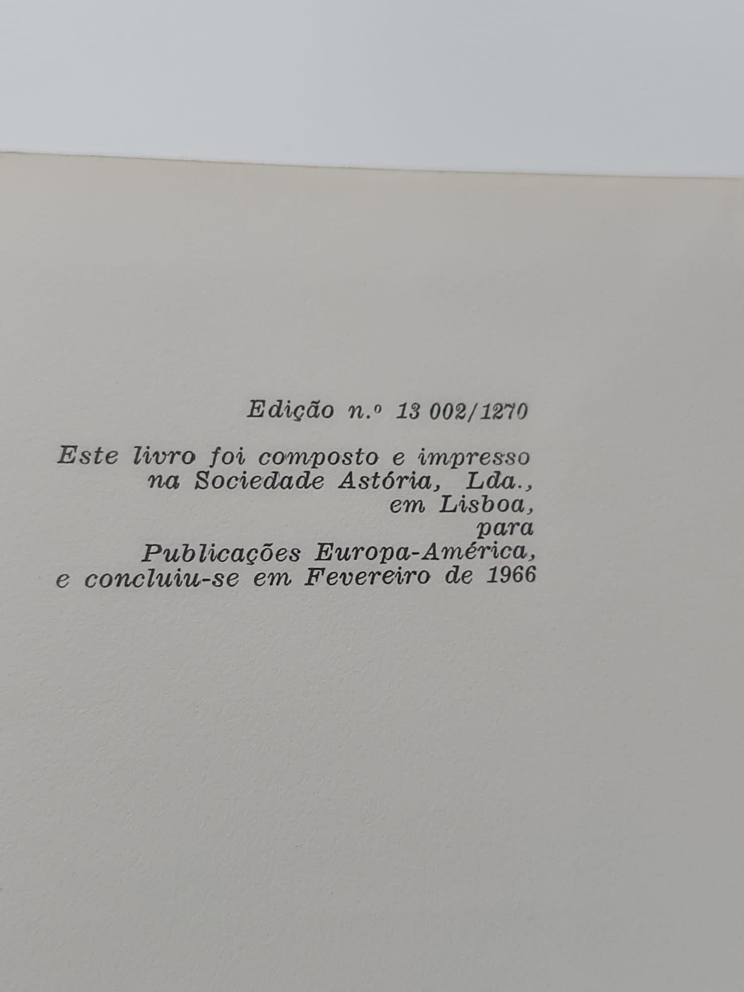 A um Deus desconhecido