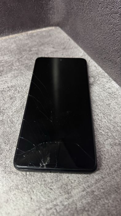 Redmi note 12 pro під заміниту дісплея