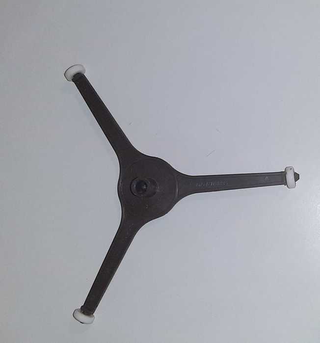 Роллер-крестовина для микроволновой печи LG MB-4042G.