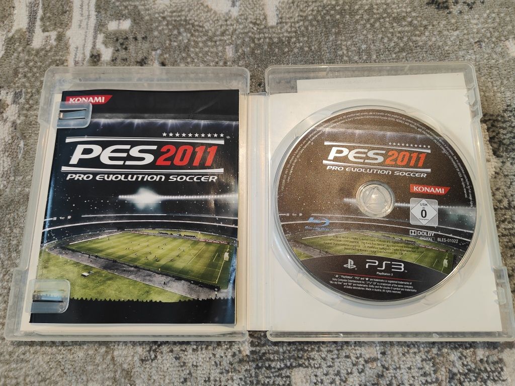 Jogos PS3 PES 2011 e FIFA 10 e 11