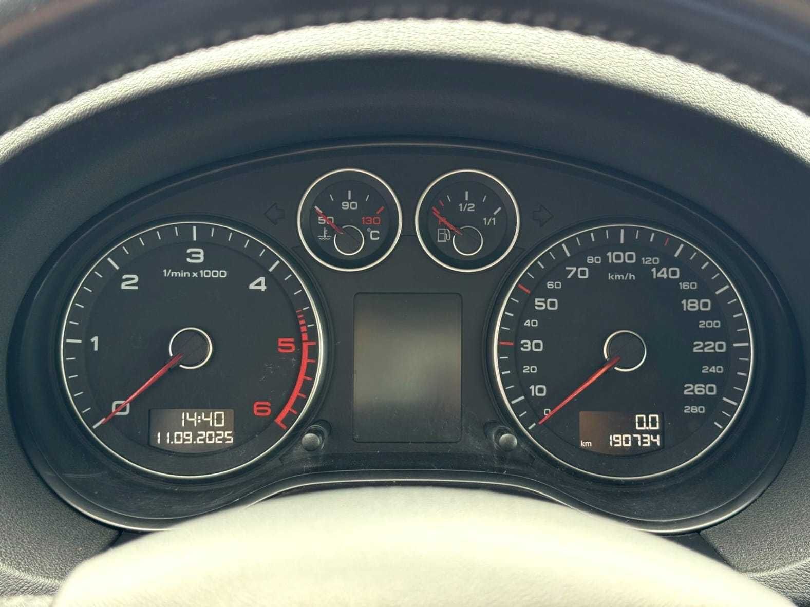 Audi A3 1.6 TDi- Garantia Incluída