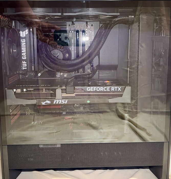 Komputer ryzen 7 9800x3d RTX 5080 64GB DDR5 2TB SSD AIO nowy