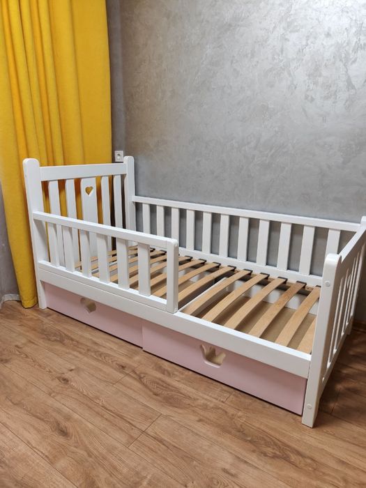 Дитяче ліжко