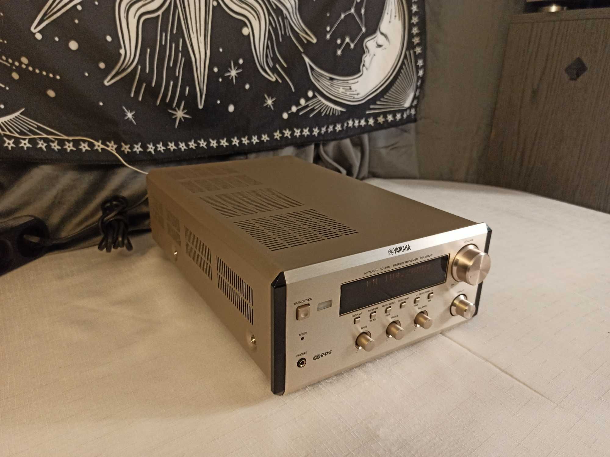 Amplituner wzmacniacz YAMAHA RX-E600