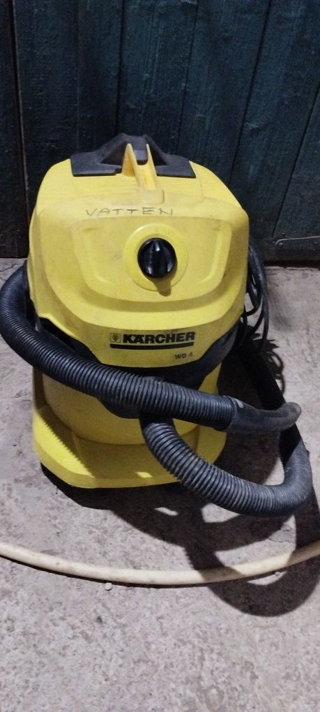 Karcher WD-4 будівельний пилосос