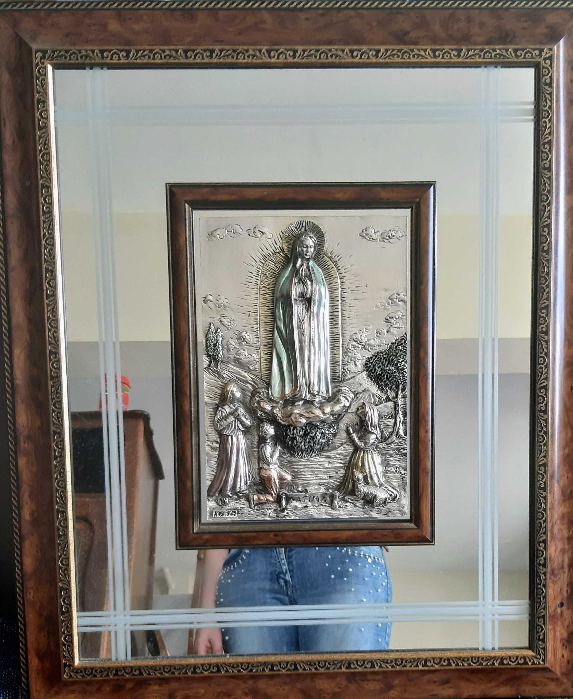 Quadro espelhado  com imagem de nossa senhora mais pastorinhos.