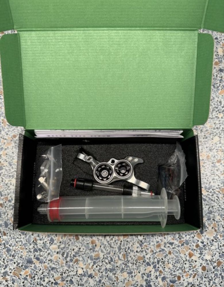 Zacisk hamulcowy Hope RX4+ hamulec NOWY! Post mount Shimano