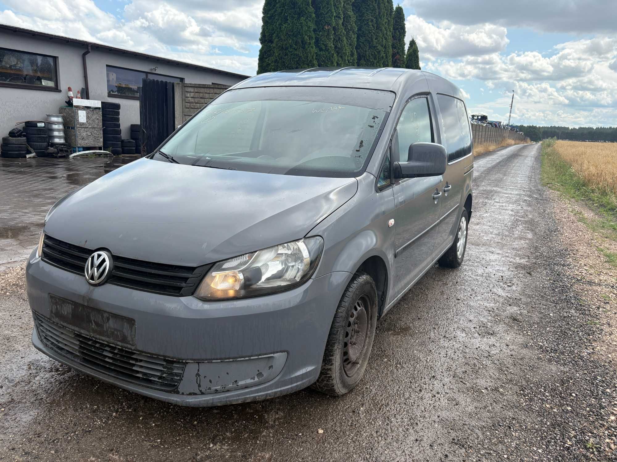 Volkswagen Caddy 3 fl 1.6 tdi w całości na części